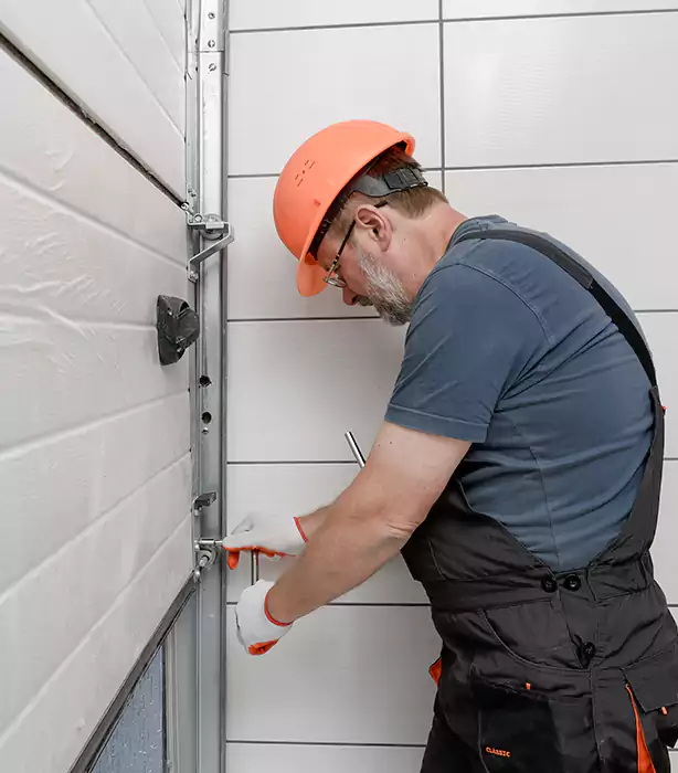 Residential Garage Door Repair in Wilton Manors, FL