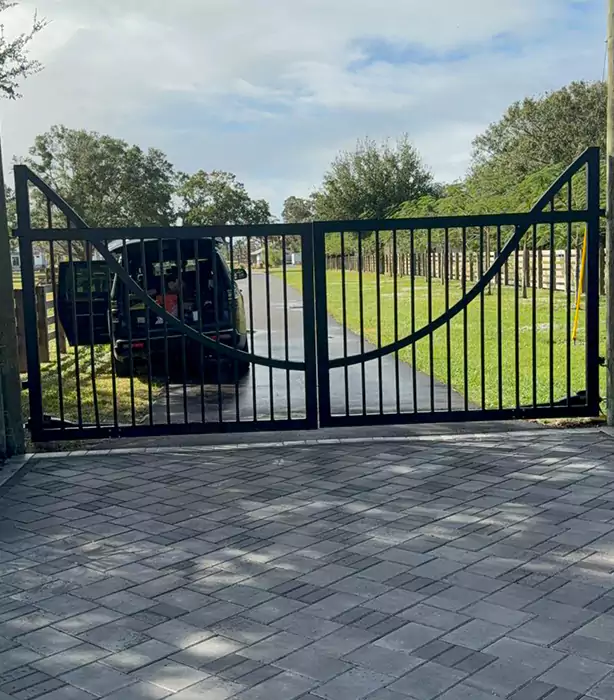 Swing Gate Repair in Wilton Manors, FL